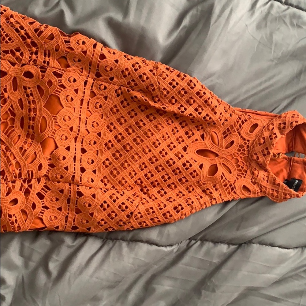 Dress - Picture 3 of 3